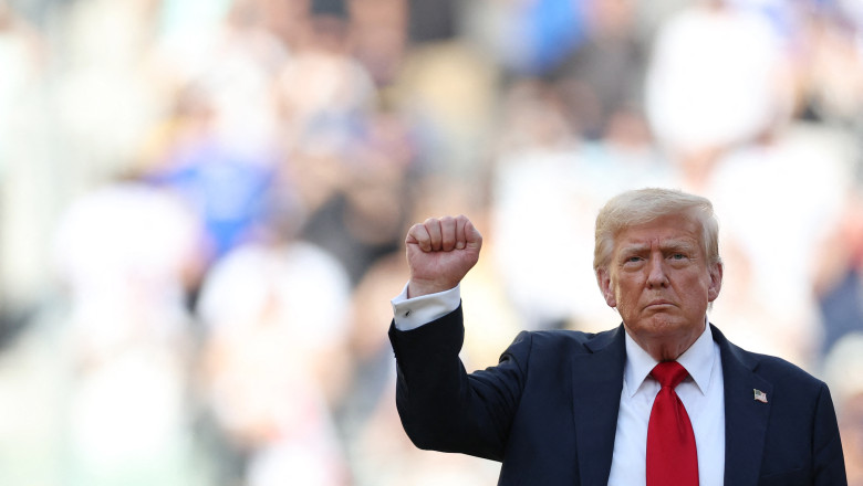 Trump proclamă semnarea unui pact de pace la Washington între Armenia și Azerbaidjan: „Meritul este al meu.” 1 trump anunta semnarea unui acord de pace la washington intre armenia si azerbaidjan acest lucru se intampla datorita mie 6895af8537cb3