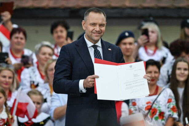 trump l a invitat pe noul presedinte polonez karol nawrocki la casa alba 6897255159070