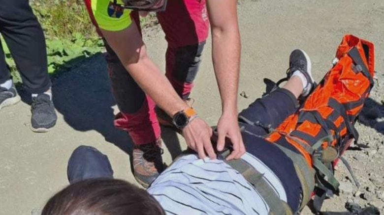 O turistă din Constanța a fost recuperată de salvamontiști după un accident pe munte 1 turista din constanta salvata de salvamontisti dupa ce s a accidentat pe munte 68b096b63ba88