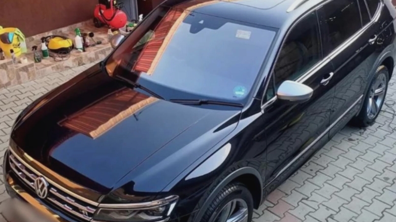 Români în vacanță în Grecia: mașina le-a fost furată din curtea cazării în plină noapte 1 turisti romani pradati in grecia masina furata din curtea cazarii in toiul noptii 68b20f519445c