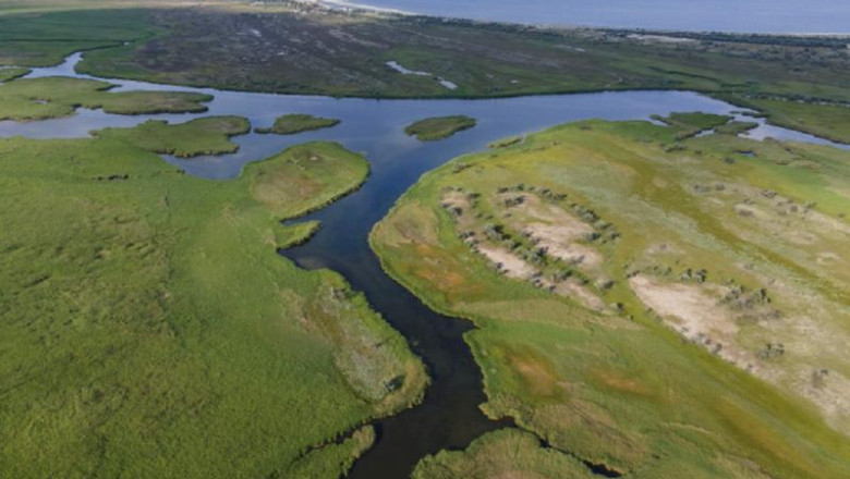 Ucraina a reluat navigația pe canalul Bâstroe, închis temporar din cauza unei explozii 1 ucraina a redeschis canalul bastroe pentru traficul naval ruta fusese inchisa in urma cu doua saptamani dupa explozia unui dragor 68935e306fef9