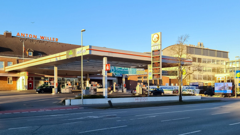 Un copil de 10 ani a fost lăsat de părinți într-o benzinărie din Germania, iar aceștia și-au dat seama de absența lui după 30 de minute 1 un baiat de 10 ani a fost uitat de parinti intr o benzinarie din germania si au dat seama abia dupa jumatate de ora 689ca3f50ce92