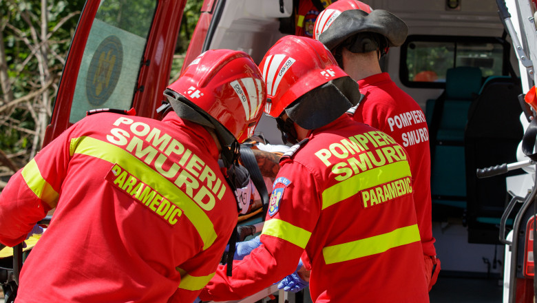 Tragedie la căminul cultural: Un băiețel de 5 ani și-a pierdut viața în urma unei căderi într-o fosă septică 1 un copil de 5 ani a murit dupa ce a cazut intr o fosa septica a caminului cultural 688f819a6df1f