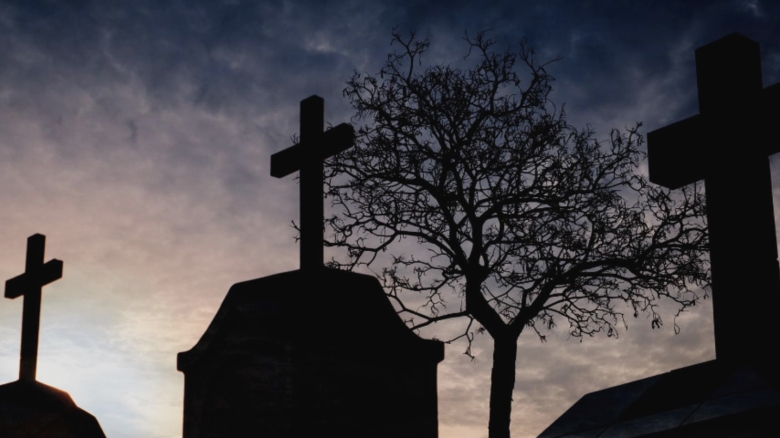 Tragedie în Giurgiu: Un fost director și politician își încheie socotelile cu viața în cimitir din cauza datoriilor acumulate 1 un fost director si politician din giurgiu si a pus capat zilelor chiar in cimitir din cauza datoriilor 68a6baa8dd0cb