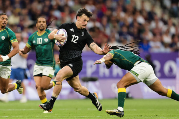 un jucator de rugby din noua zeelanda era sa rateze prima selectie la nationala all blacks dupa ce cainele i a mancat pasaportul 6895d799c92cb