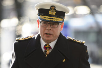 viceamiralul mark norman canada ar putea trimite trupe de mentinere a pacii in ucraina 6894ebcb6654c