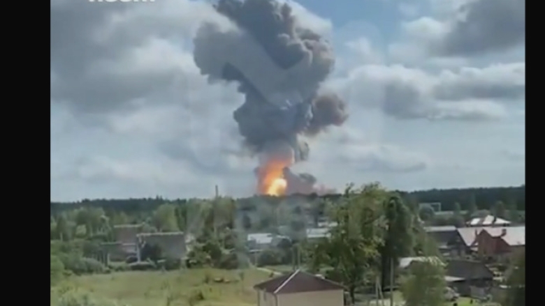 Explozie devastatoare în Rusia: 11 vieți pierdute și 130 de răniți în urma incidentului din regiunea Riazan. Ce a generat această tragedie? 1 video 11 morti si 130 de raniti in rusia dupa o explozie la o fabrica din regiunea riazan care ar fi fost cauza