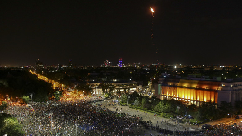 Dosarul „10 august”: O anchetă interminabilă fără rezultate după șapte ani 1 video dosarul 10 august ancheta fara sfarsit dupa sapte ani nu exista nicio concluzie 6898ad9d3a928