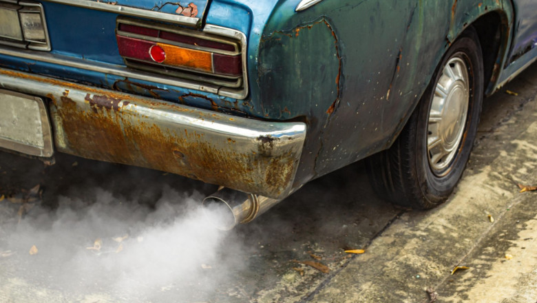 Impozitul pe mașini ar putea suferi o majorare de până la 30% anul viitor, lovind cel mai tare proprietarii de vehicule mai vechi 1 video impozitele auto ar putea creste cu pana la 30 de anul viitor proprietarii de masini vechi cei mai afectati 6898ee3fc8db2