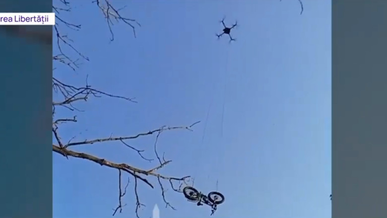 „O aventură uimitoare: un soldat ucrainean salvat de o bicicletă electrică adusă prin dronă în mijlocul inamicului.” 1 video o poveste incredibila un soldat ucrainean inconjurat de rusi a fost salvat cu ajutorul unei biciclete electrice livrate cu drona 688c68718d9ec