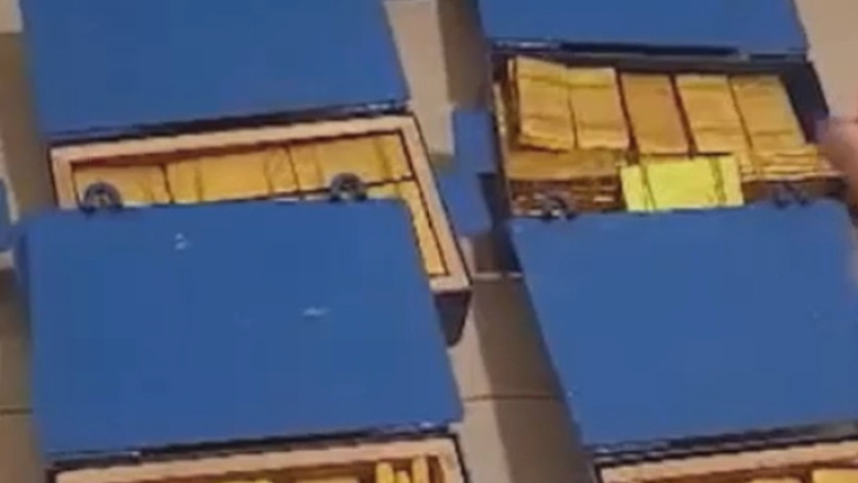 Șeful CFR Cluj își etalează comoara: „Am 17 cutii, a câte 100 de kilograme fiecare.” 1 video patronul cfr cluj se lauda cu aurul pe care il detine sunt 17 cutii a cate 100 de kile pregatite 68aefaa23f72d