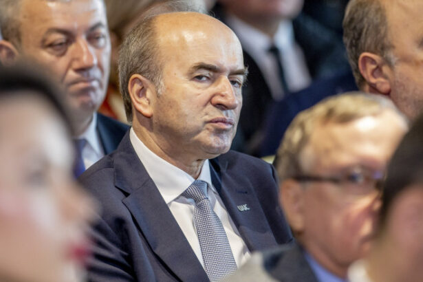 video tudorel toader dupa declaratia sefei csm privind pensiile magistratilor pune gaz pe foc ce problema de constitutionalitate a gasit 688f575396fda