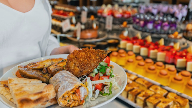 Turcia intenționează să renunțe la sejururile all-inclusive. Turiștii români răspund: „Venim la voi, ne bucurăm de tot!” 1 video turcia vrea sa elimine sejururile all inclusive reactia turistilor romani venim la voi mancam tot 68a7ec4db9259