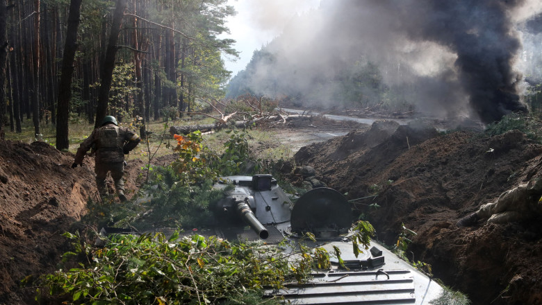 Ucraina evacuează civili din zonele riscante ale Hersonului și derulează atacuri în regiunea Krasnodar, soldate cu 12 militari pierduți 1 video ucraina isi retrage civilii din zonele periculoase ale orasului herson si lanseaza atacuri in regiunea rusa krasnodar 12 soldati ucisi 68963857342b7