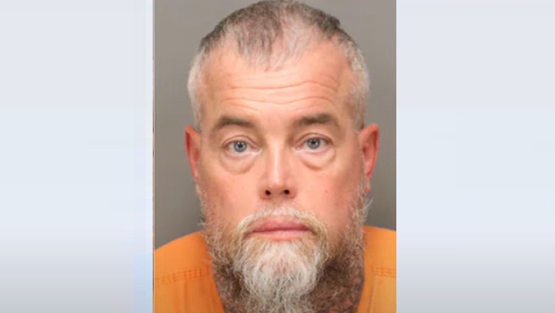 Un american câștigă 167 de milioane de dolari la loterie, dar a doua zi ajunge după gratii 1 video un barbat din sua a castigat 167 de milioane de dolari la loterie a doua zi a ajuns la inchisoare 689e4c7a4b56f