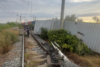 videofoto circulatia trenurilor a fost blocata vineri dimineata intre constanta si mangalia din cauza deraierii unui marfar la agigea 688c89743de09
