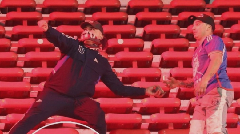 Incidente violente la un meci din Copa Sudamericana: zece persoane rănite și 90 de arestări în Buenos Aires 1 violente grave la un meci din copa sudamericana zece raniti si 90 de arestari la buenos aires 68a6fde93597c