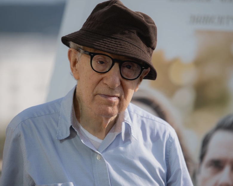 Woody Allen ripostează la critica Ucrainei privind prezența sa la festivalul de film de la Moscova 1 woody allen rebuts ukrainian condemnation over moscow film festival appearance 68acace5988e9