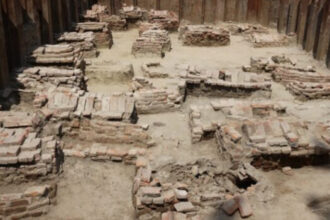 zeci de morminte medievale au fost descoperite in curtea unui liceu lugoj o adevarata fereastra catre trecut 68906640a117d