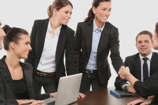 zilele libere pentru salariati vesti mai putin bune doar 13 sarbatori legale cad in timpul saptamanii 68add39c7fbda