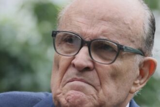 accident rutier in new york victima este fostul edil al orasului si avocat al lui trump 68b54db2724a5