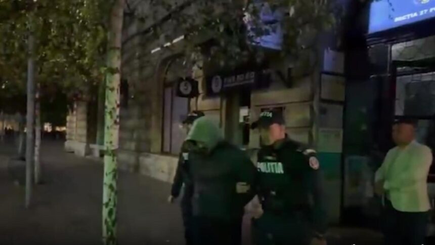 Paznicii care au agresat violent un grup de tineri au fost arestați 1 agentii de paza care au batut crunt mai multi tineri retinuti 68da2ecb3c6e9