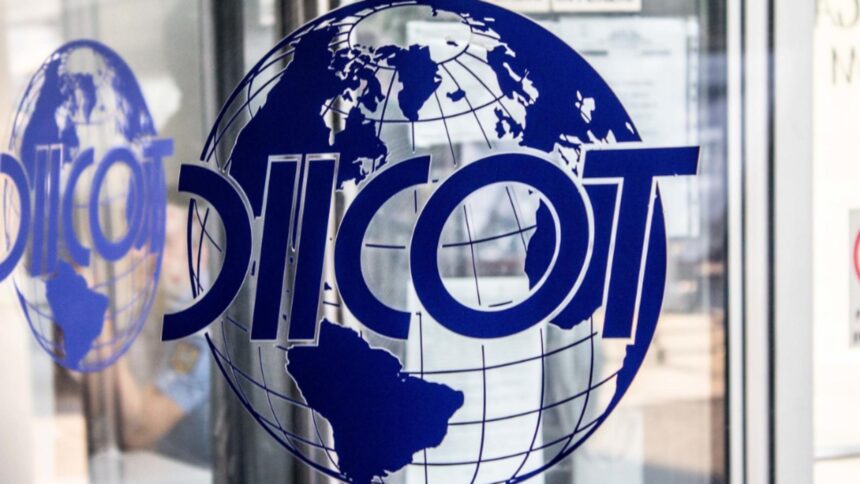 Alexandru Bălan, suspect de trădare, reținut după interogatoriile DIICOT. Informațiile vândute KGB-ului din Belarus ar fi ajuns la Moscova 1 alexandru balan spionul acuzat de tradare retinut dupa audierile la diicot informatiile pe care le ar fi vandut catre kgb belarus ar fi ajuns la moscova 68c10c880d4eb