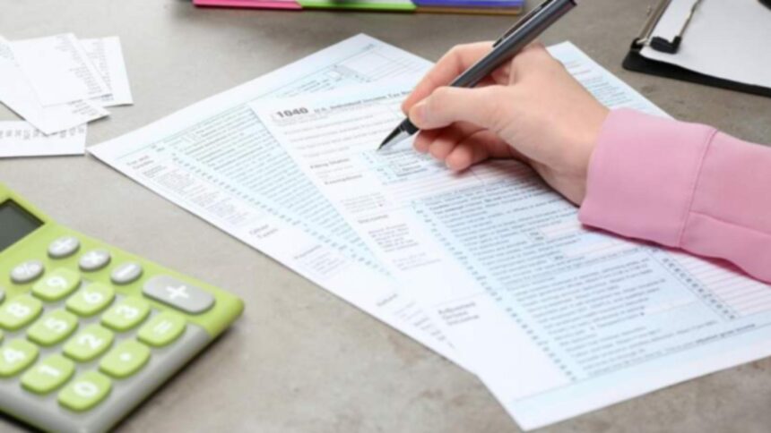 ANAF a mobilizat inteligența artificială pentru a depista fraudele cu TVA. Mii de tranzacții sunt deja în vizorul autorităților 1 anaf a pus inteligenta artificiala pe urmele fraudelor cu tva zeci de mii de tranzactii sunt deja pe lista suspiciunilor 68cd06de9e91d