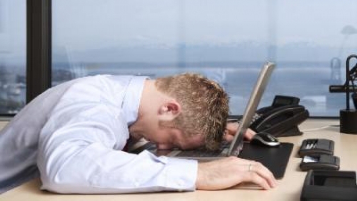 Îmbunătățește-ți abilitățile: Cum să strălucești fără a te suprasolicita 1 antrenament pentru performanta sau cum sa excelezi dar sa nu ajungi la epuizare 68cfd2c58bdb9