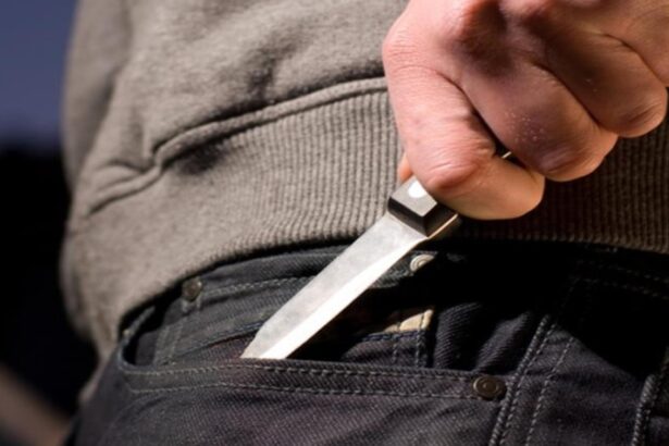 atac cu cutitul pe o strada in maramures trei oameni jefuiti o persoana martora la incident a fost ranita 68c115b024491