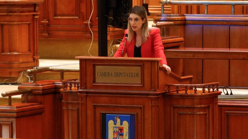 AUR persistă în bătălia contra Guvernului sărăciei: în această zi se decide soarta moțiunii simple împotriva ministrului Mediului 1 aur continua lupta impotriva guvernului saraciei astazi se voteaza motiunea simpla impotriva ministrului mediului 68d382cd8651a