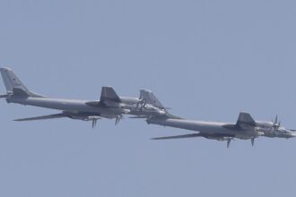 avioane americane trimise sa intercepteze aparate rusesti inclusiv bombardiere in largul coastelor alaskai ce spune cunoscutul jurnalist american mario nawfal 68d56a25bdc4e