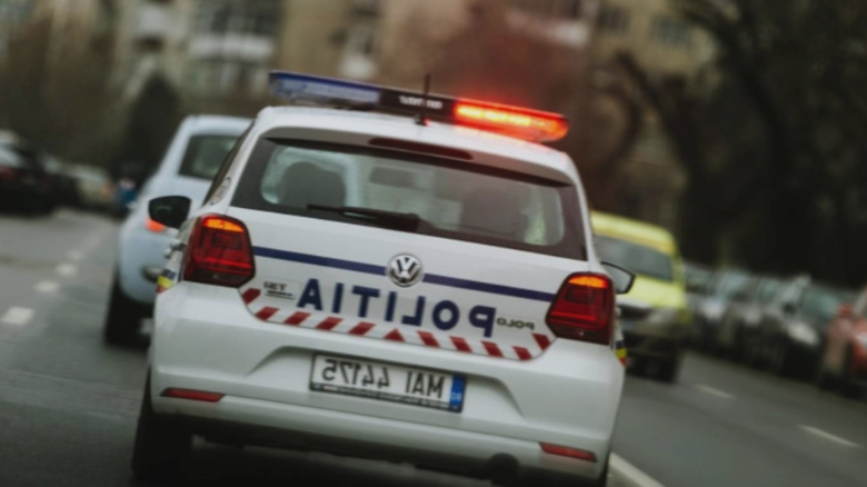 Bărbat de 45 de ani, atacat cu cuțitul în Sectorul 4 al Bucureștiului. Victima a fost transportată de urgență la spital 1 barbat de 45 de ani injunghiat in sectorul 4 al capitalei victima a ajuns de urgenta la spital 68b59b118f97d