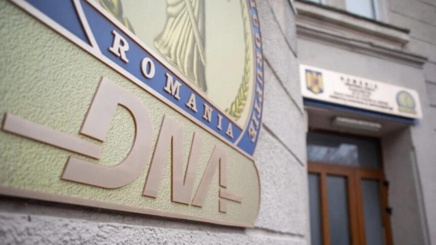Bărbat arestat de DNA pentru corupție, prins în timp ce accepta o mită de 60.000 de euro 1 barbat retinut de dna pentru trafic de influenta a fost prin cand primea 60 000 de euro spaga 68c2cea247911