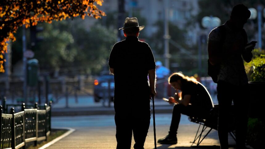 Bulgaria și România, la coada Europei în privința speranței de viață: statistici îngrijorătoare. Ce țări se află în top? 1 bulgaria si romania codasele europei in ceea ce priveste durata de viata cifre alarmante care sunt statele fruntase 68c2a6cf72afb