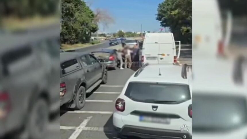 Ca în Vestul Sălbatic, pe drumul de acces în Constanța 1 ca n vestul salbatic pe soseaua de intrare in constanta video 68bda293c1379