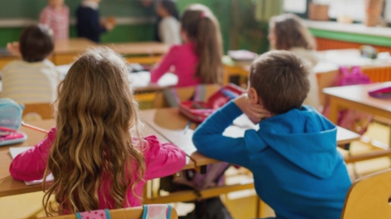 Ce patru categorii de burse au supraviețuit măsurilor de austeritate impuse de Bolojan? 1 care sunt cele patru tipuri de burse care au ramas in picioare dupa austeritatea lui bolojan 68b996ac3179b