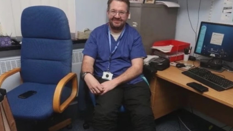 Chirurg încarcerat pentru amputarea deliberată a propriilor picioare în scopuri frauduloase și de satisfacție personală 1 chirurg condamnat dupa ce si a amputat intentionat picioarele a recurs la acest gest pentru interesul sexual si pentru a insela asigurarile 68bac6ebb09e4