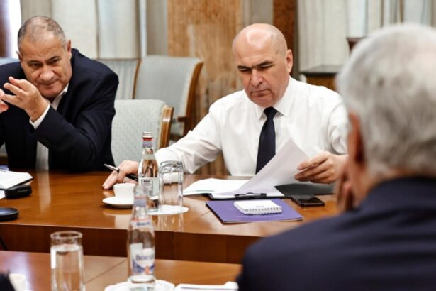 coalitia la un pas de rupere din cauza masurilor cerute de bolojan sedinta de urgenta miercuri la ora 1100 68c93254d23b5