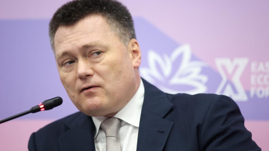 Corupția din Rusia reflectată în propriile noastre afaceri: Procurorul General deține bunuri în valoare de 1,5 miliarde de ruble, înregistrate pe numele fostei soții și al fiului său 1 coruptia la rusi ca la noi procurorul general are proprietati de 15 miliarde de ruble trecute pe numele fostei sotii si al copilului 68d1b497be91f