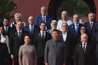 dictatorii surprinsi in timp ce vorbeau despre transplantul de organe si cum e sa traiesti 150 de ani video 68b861a59ada4