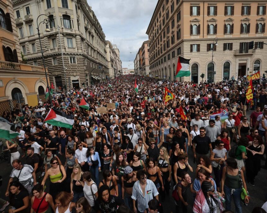Italia zguduită de proteste masive împotriva războiului din Gaza 1 disruption across italy as tens of thousands protest against gaza war 68d15dd47a395