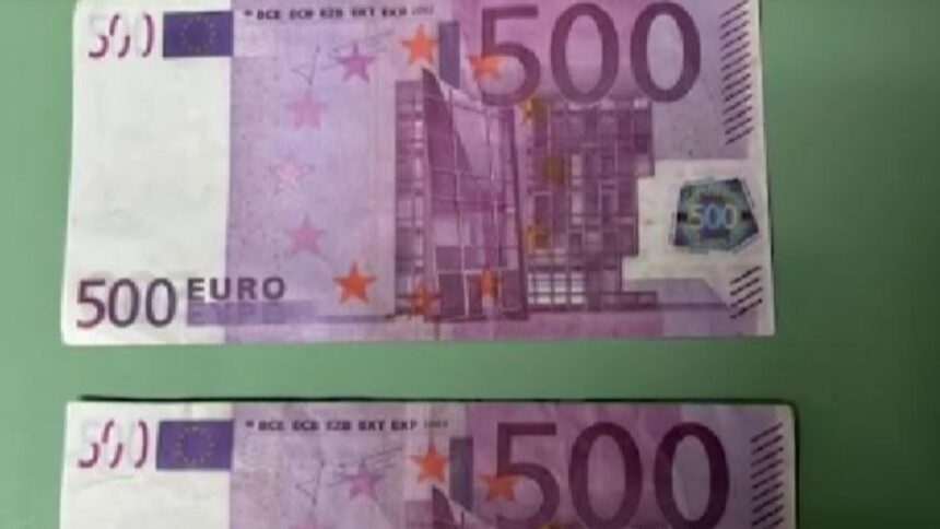 Tinerii înșelători, descoperiți după ce au falsificat bancnote de 500 de euro pentru a păcăli un bărbat 1 doi tineri prinsi dupa ce au inselat un barbat cu bancnote de 500 de euro false 68c90ab49d6c0