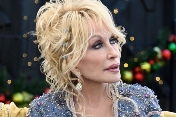 dolly parton cancels las vegas shows due to serious health issues 68d9cdfa1f2cb
