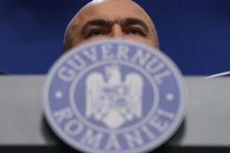 dorin cocos economia nu creste cu taxe bolojan nu stie ce face e ghidonat din strainatate 68cce31665bcf