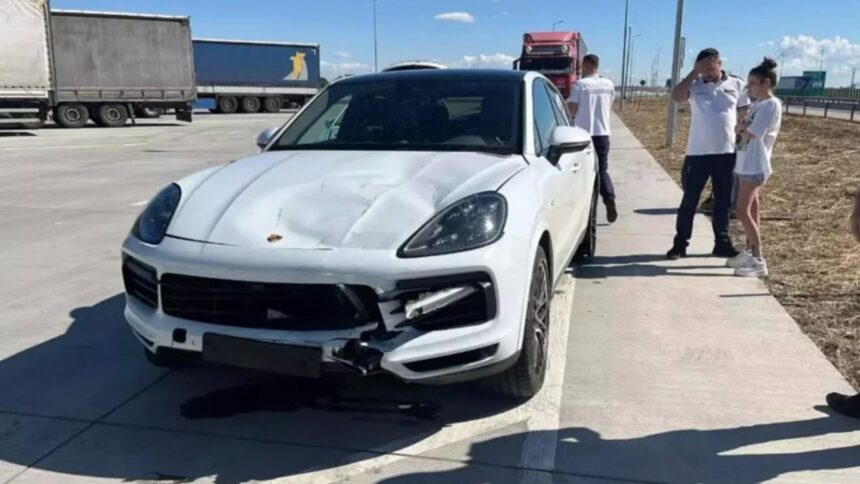 Accident șocant lângă Capitală: o femeie aflată sub influența alcoolului, fără permis, a provocat o tragedie - bărbat găsit mort pe marginea drumului 1 femeie bauta si fara permis accident infiorator langa capitala un barbat ucis si abandonat la marginea drumului foto 68cceb234fabf