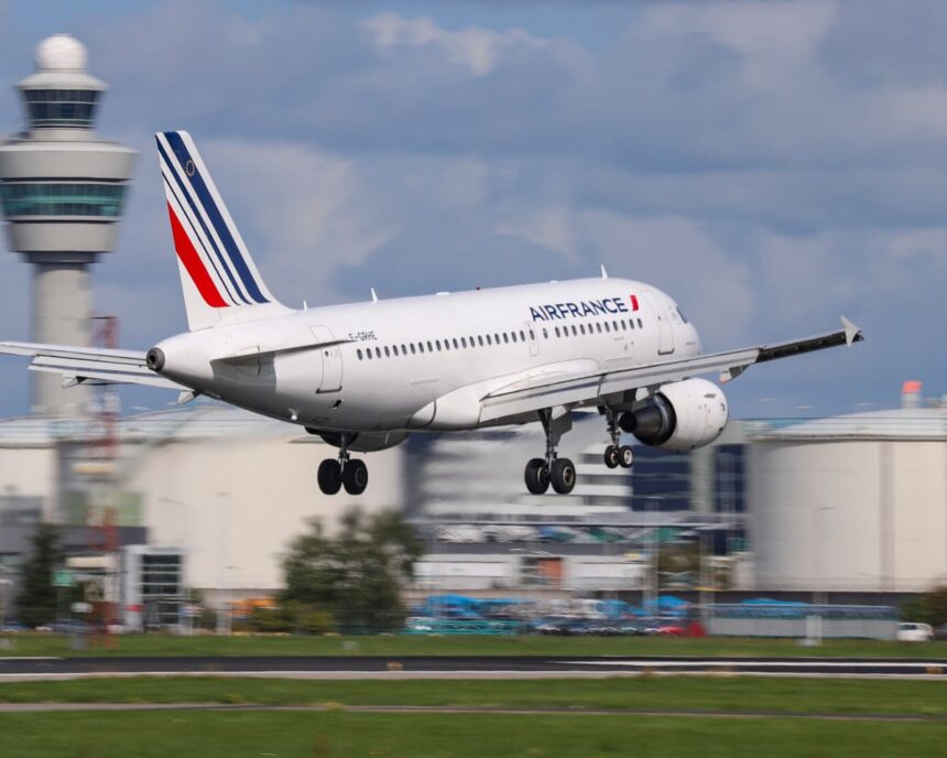 Primul zbor de deportare "unul în, unul afară" a decolat fără migranți 1 first one in one out deportation flight reportedly takes off without migrants 68c926d98c511