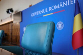 functionarii publici ies in strada protest masiv la usa guvernului risc de blicaj major in institutiile statului 68c7986ce2938