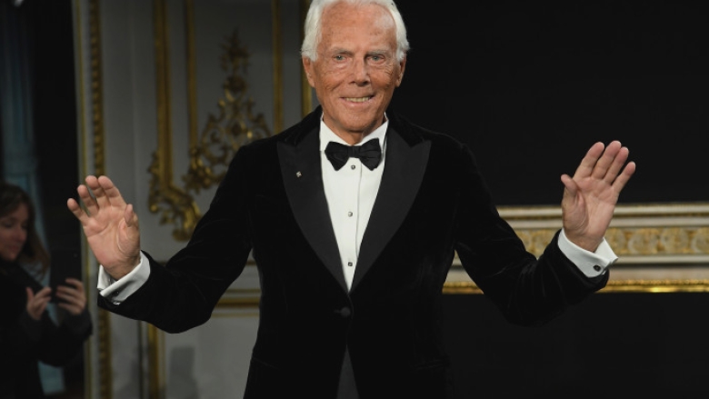Moștenirea lui Giorgio Armani: creatorul de modă care a revoluționat stilul și a edificat un imperiu al luxului 1 galerie foto mostenirea lui giorgio armani vizionarul care a redefinit moda si a construit cel mai mare brand privat de