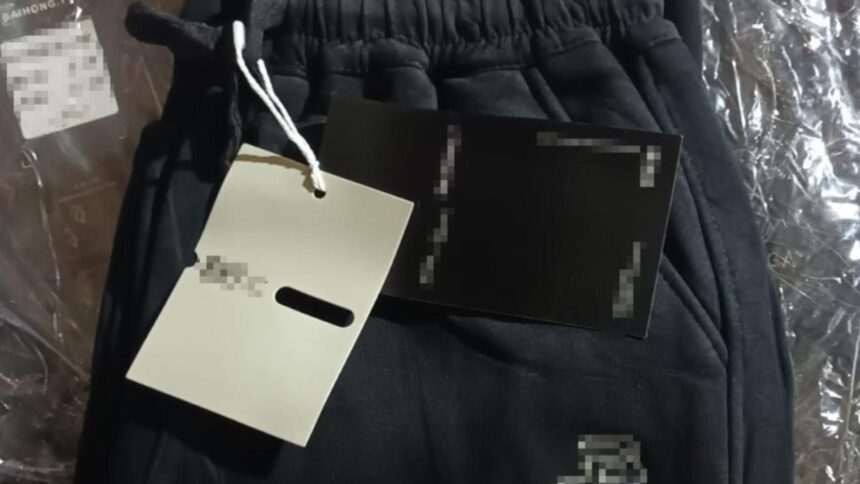 Captură impresionantă: Îmbrăcăminte falsificată de un milion de lei, găsită într-un TIR din Ucraina 1 haine contrafacute in valoare de un milion de lei descoperite intr un tir ucrainean 68b97e25e28e5